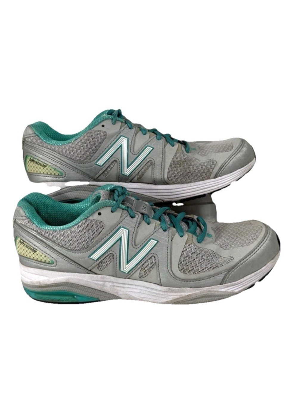 New Balance 1540 V2 Silver Mint Running Shoes W1540SG2 Women Size 9
